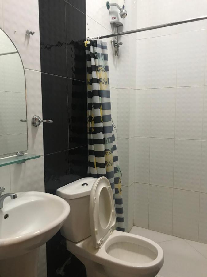 פורטו פרינססה Aquari Travellers Inn מראה חיצוני תמונה